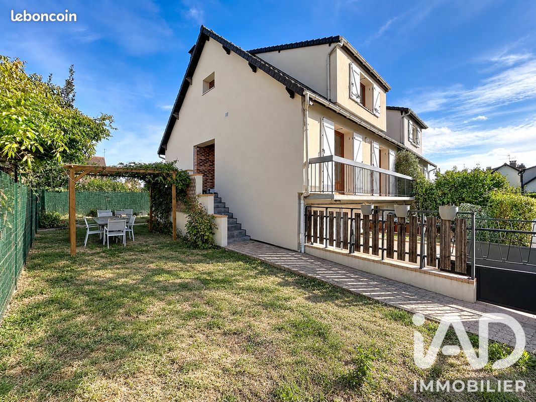 Maison 5 pièces 139 m² · à Janville-sur-Juine · 139 m² · 367 000 €
