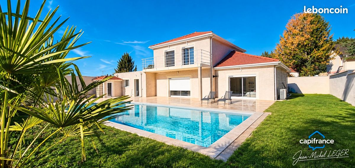 Maison 6 pièces 217 m² · à Saint-Vallier · 217 m² · 380 000 €