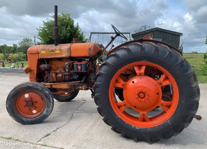 Tracteur SOMECA 550 - Tracteurs