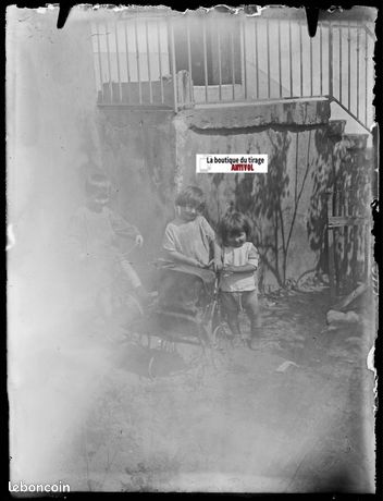 Mont-sous-Vaudrey, enfants, Plaque verre photo, négatif noir & blanc