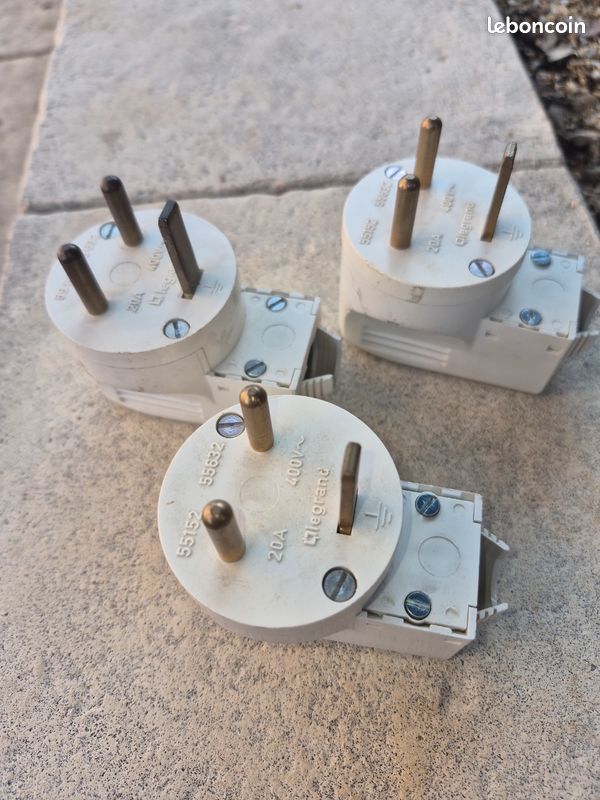 Lot de 3 fiches Legrand 20A (image 5)