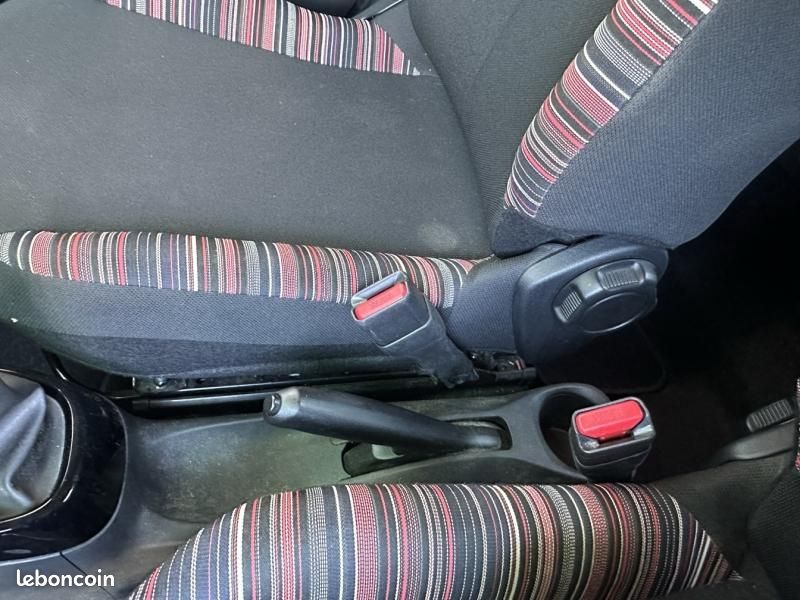 Citroen C1 VTi 72 S&S Feel 5p E6.d-TEMP (image 19)