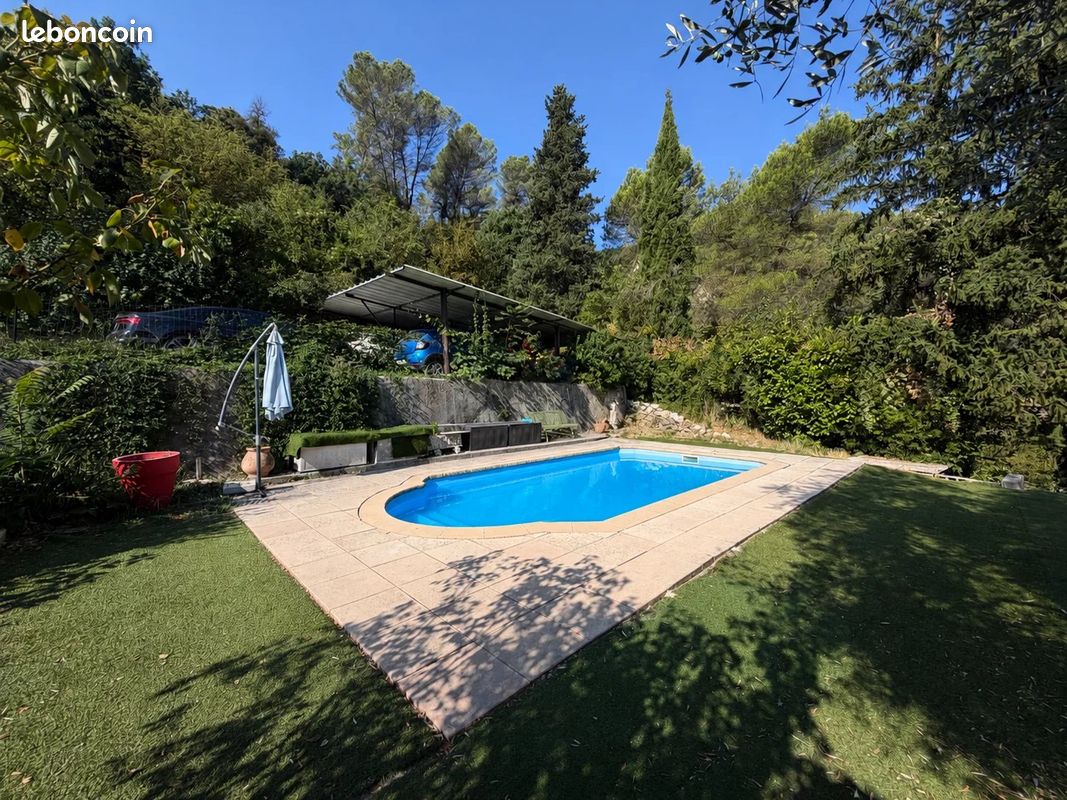 Appartement 6 pièces 178 m² · à Contes · 178 m² · 495 000 €