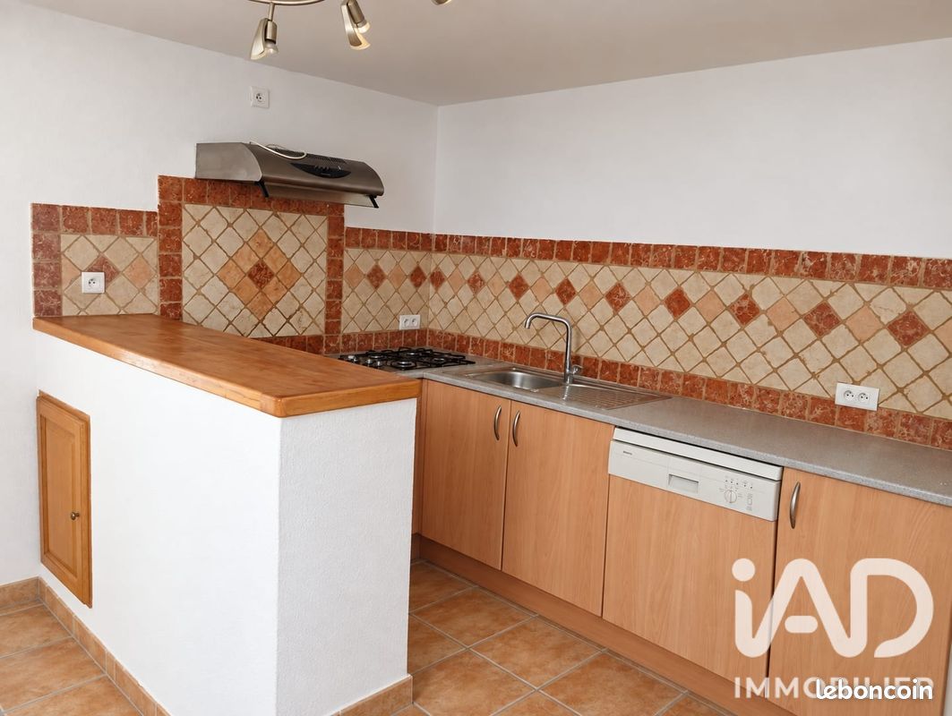 Appartement 4 pièces 70 m² · à Mirabel-aux-Baronnies · 70 m² · 135 000 €