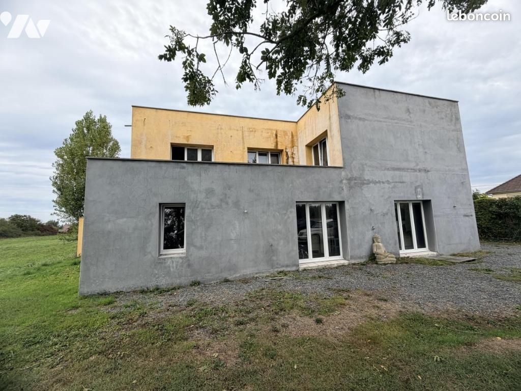 Maison 4 pièces 105 m² · à Port-en-Bessin-Huppain · 105 m² · 365 000 €