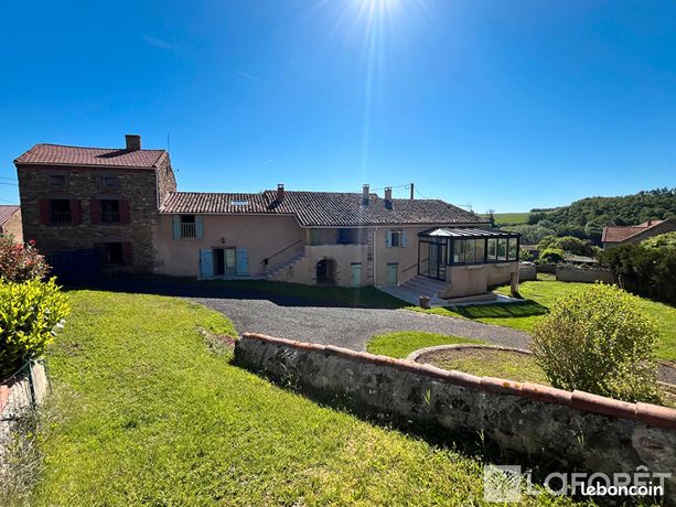 Grange 13 pièces 263 m²