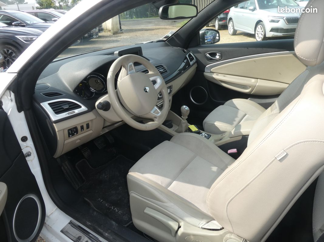 Renault megane cc 1.9l dci 130ch privilege (image 3)