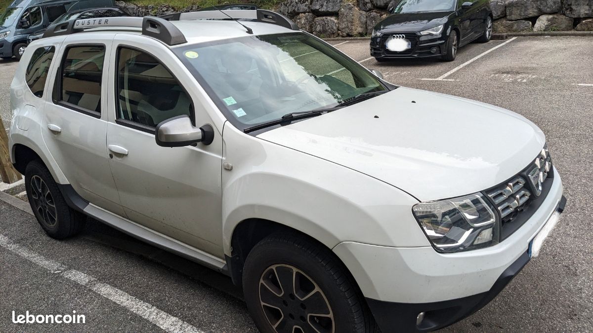 Duster 4x4 version prestige - Voitures