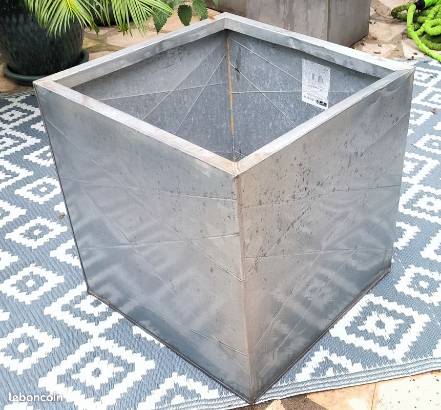 Bac a fleurs zinc (image 1)