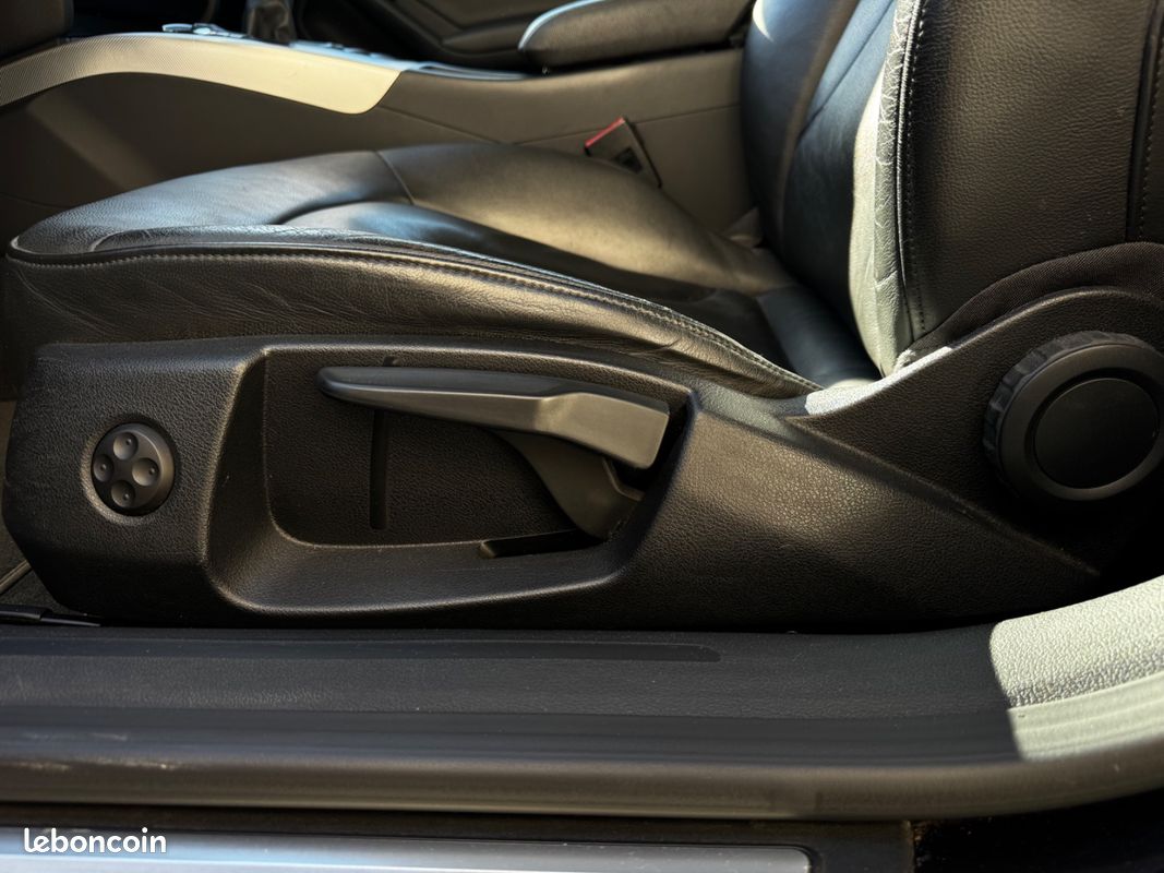 AUDI A5 A5 1.8 TFSI 177 Ambiente / première main / entretien complet Audi (image 28)