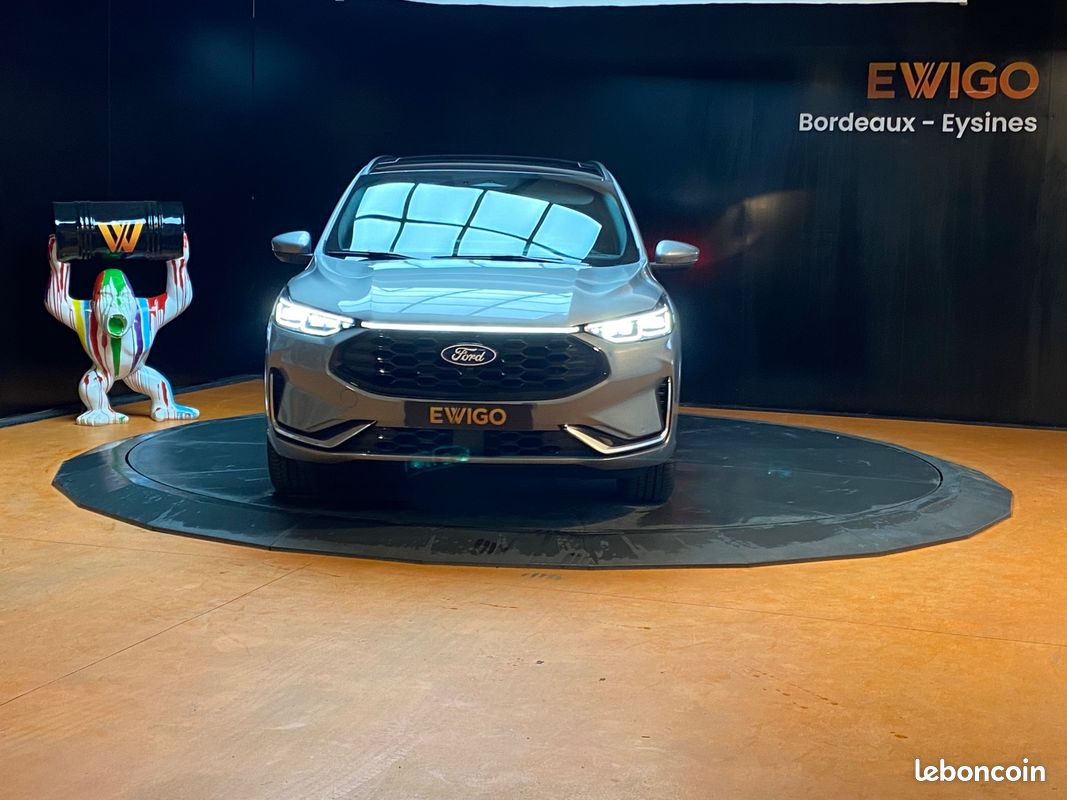 FORD KUGA 2.5 DURATEC 180H 150 HYBRID FHEV ST LINE X 4X2 / TOIT OUVRANT PANORAMIQUE / CARPLAY / CAMÉRa 360 (image 6)