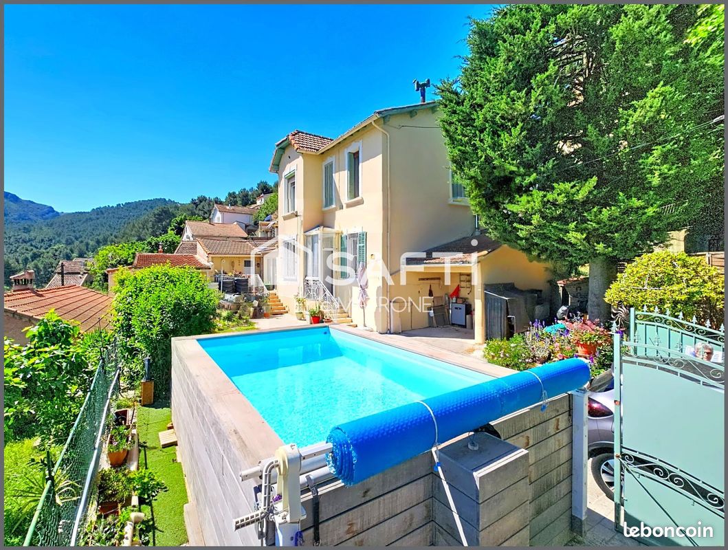 Maison 6 pièces 130 m² · à Marseille · 130 m² · 490 000 €