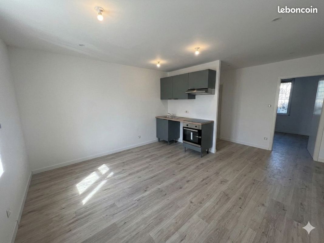 Appartement 2 pièces 45 m² · à Knutange · 45 m² · 800 €