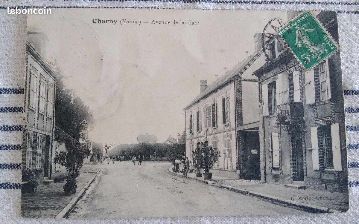 Carte Postale Ancienne – Guerre – Péronne (Somme) – Place Du Marché