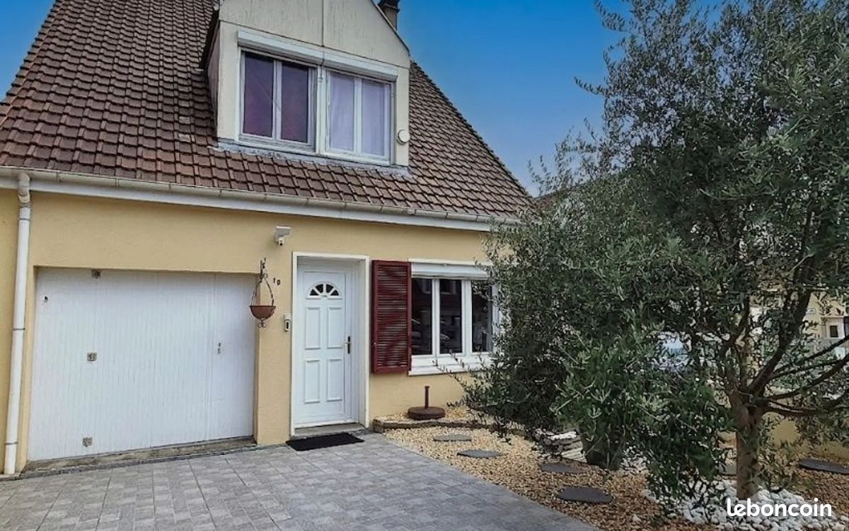 Maison 5 pièces 105 m² · à Brie-Comte-Robert · 105 m² · 1 690 €/mois