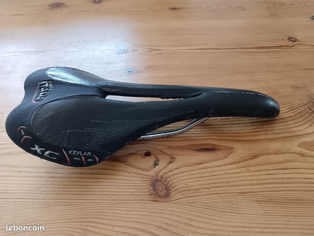 Selle Italie Selle Italia – Carbone Et Gel – Noire – Pour Route/VTT – Vintage