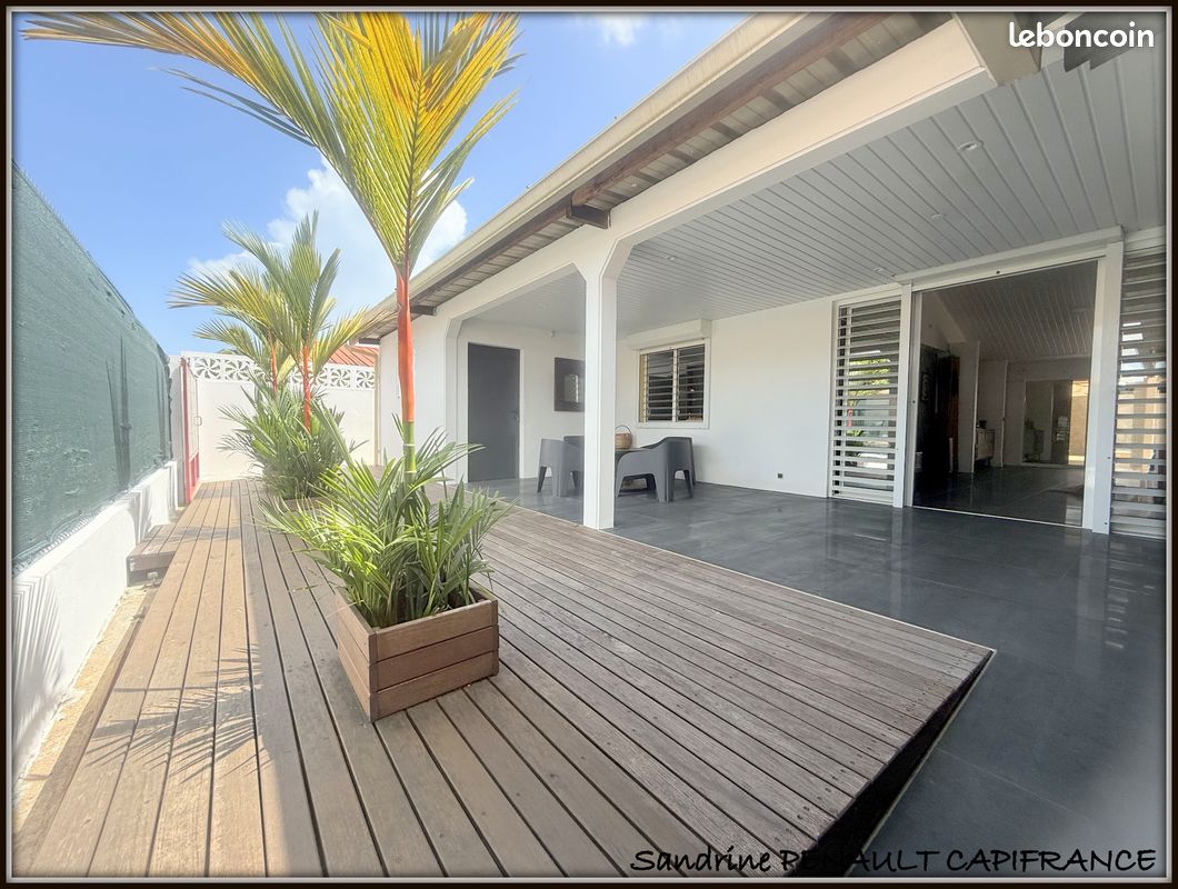 Maison 4 pièces 155 m² · à Kourou · 155 m² · 384 000 €