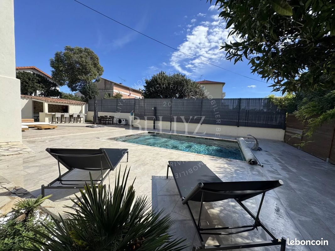Maison 5 pièces 118 m² · à Cagnes-sur-Mer · 118 m² · 749 000 €