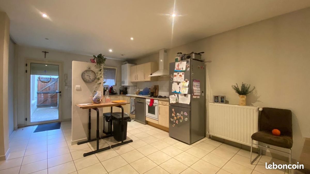 Appartement 3 pièces 138 m² - Brive-la-Gaillarde 19100 (image 3)