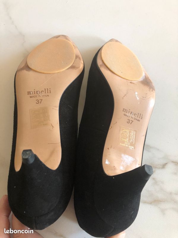 Escarpins Minelli Pointure 37 - Cuir Daim Noir, Talon Haut, Occasion Très Bon état