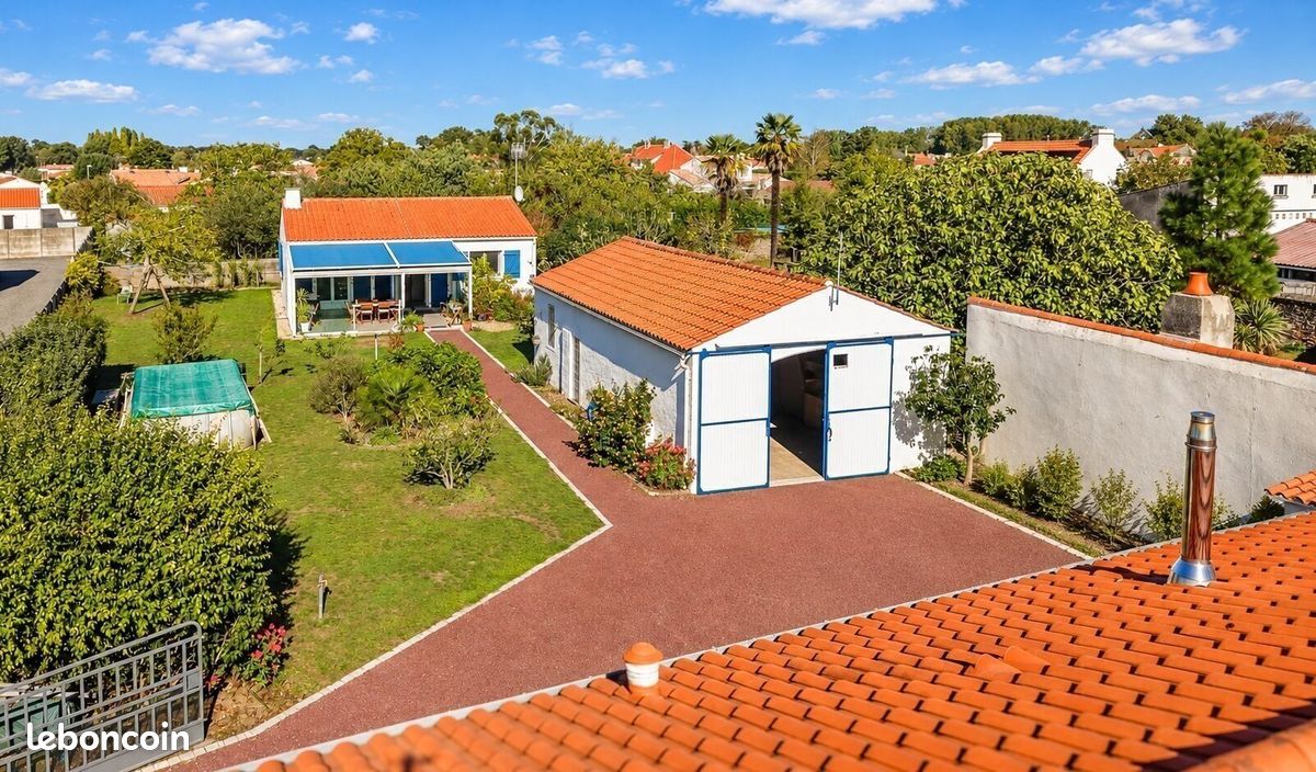 Maison 6 pièces 153 m² · à Commequiers · 153 m² · 348 900 €
