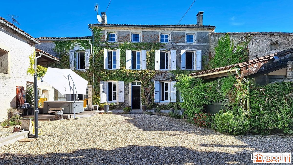 Maison 7 pièces 190 m² · à Julienne · 190 m² · 320 000 €