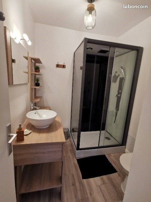 Très bau studio meublé - Le Dorat 87210 (image principale 1)