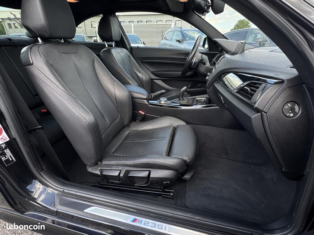 Bmw serie 2 m235i x-drive 326 bva sport / toit ouvrant / 1ere main (image 10)