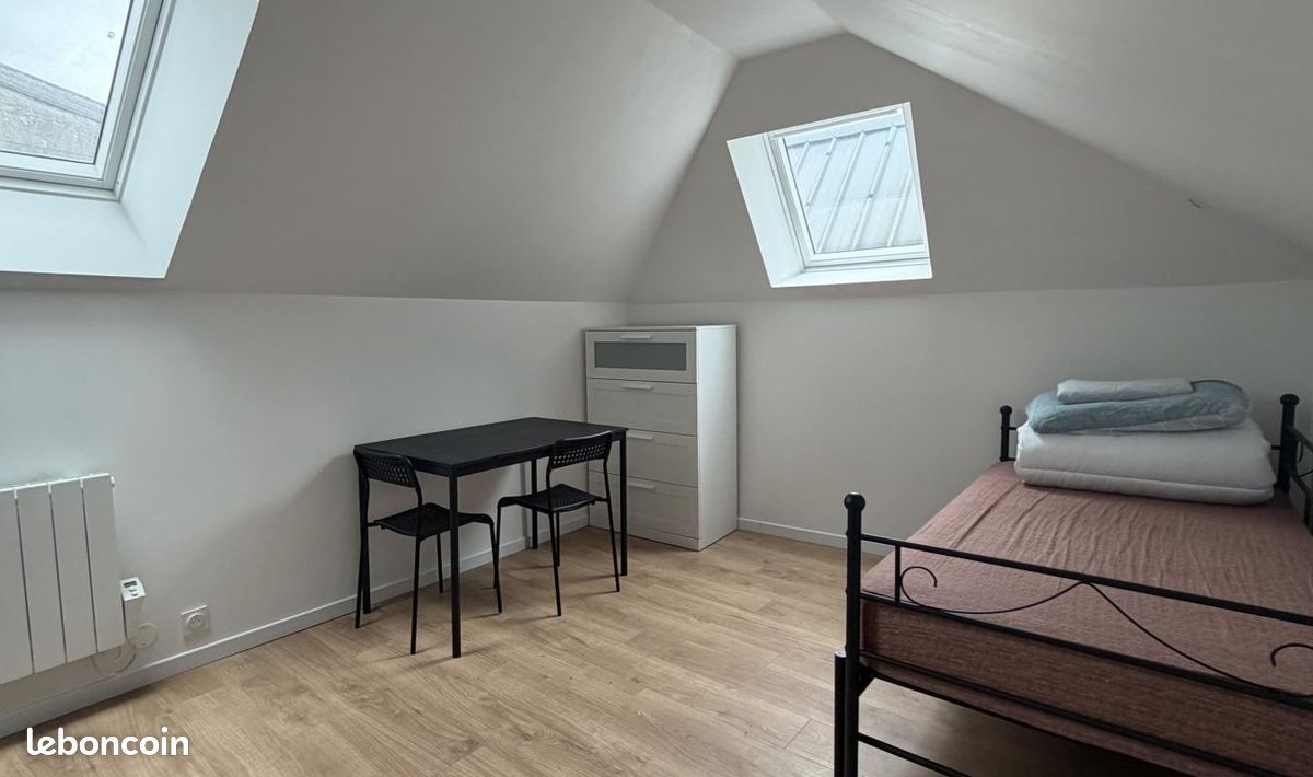 Appartement 1 pièce 14 m² · à Valenciennes · 14 m² · 380 €