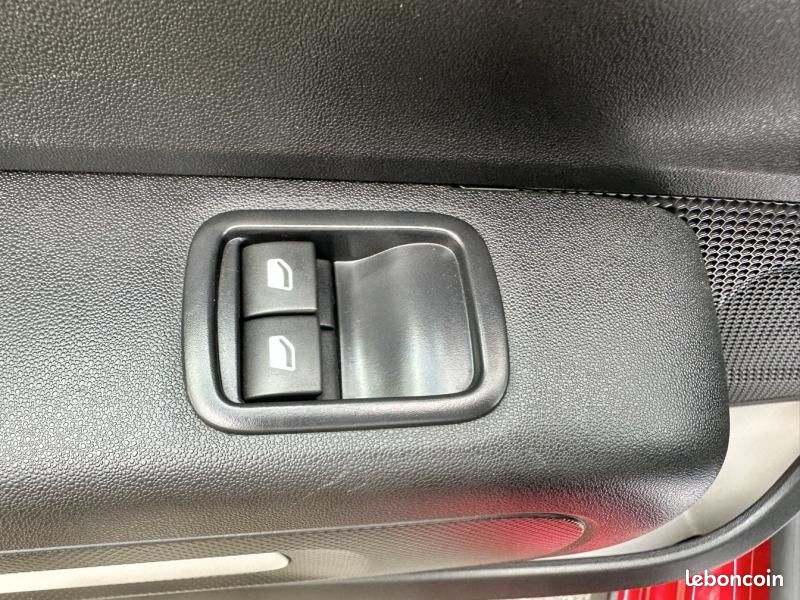 Citroen C3 PureTech 82ch Graphic S&S E6.d (image 8)