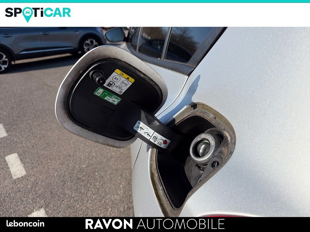 FORD Focus 1.0 EcoBoost 125 S&S ST Line (image 20)