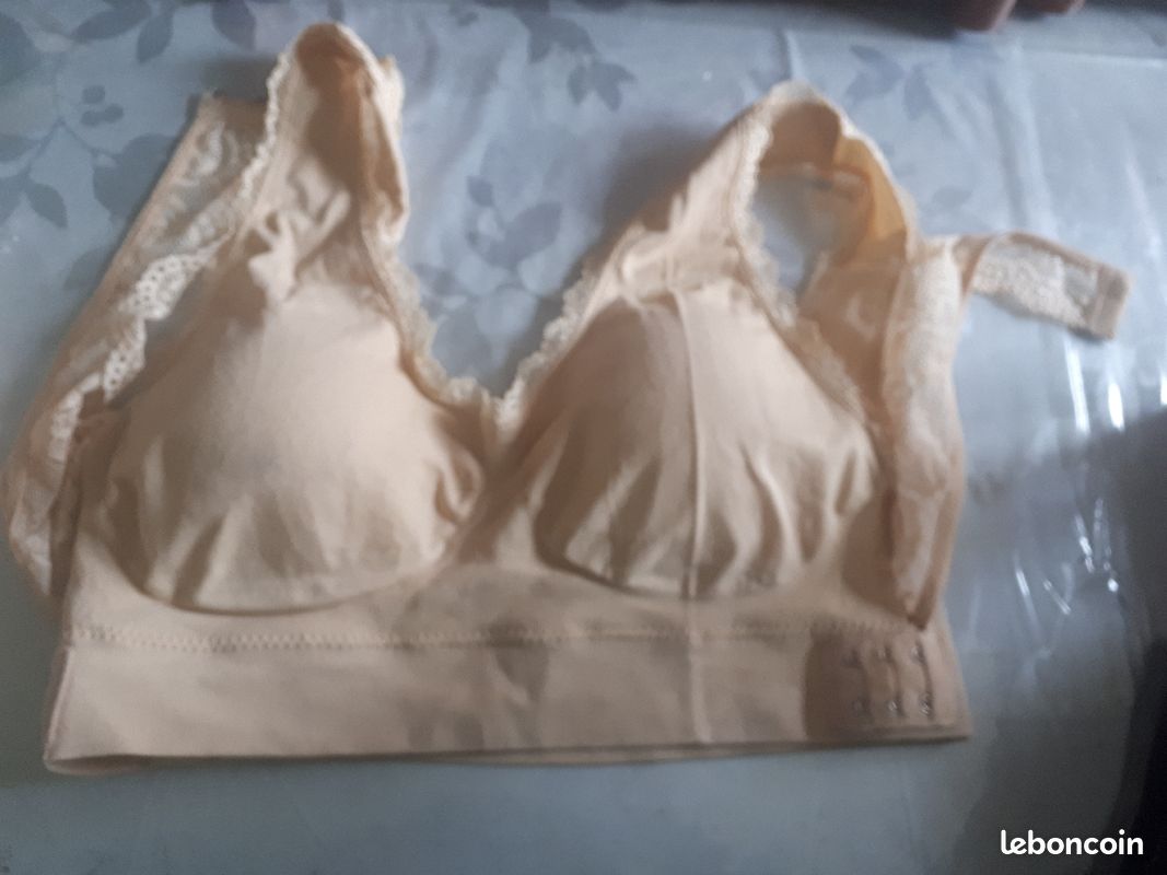 Brassière (image 2)