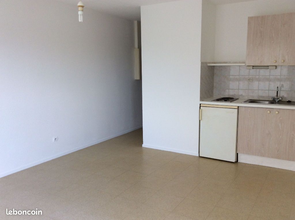 Appartement 1 pièce 24 m² · à Nantes · 24 m² · 415 €