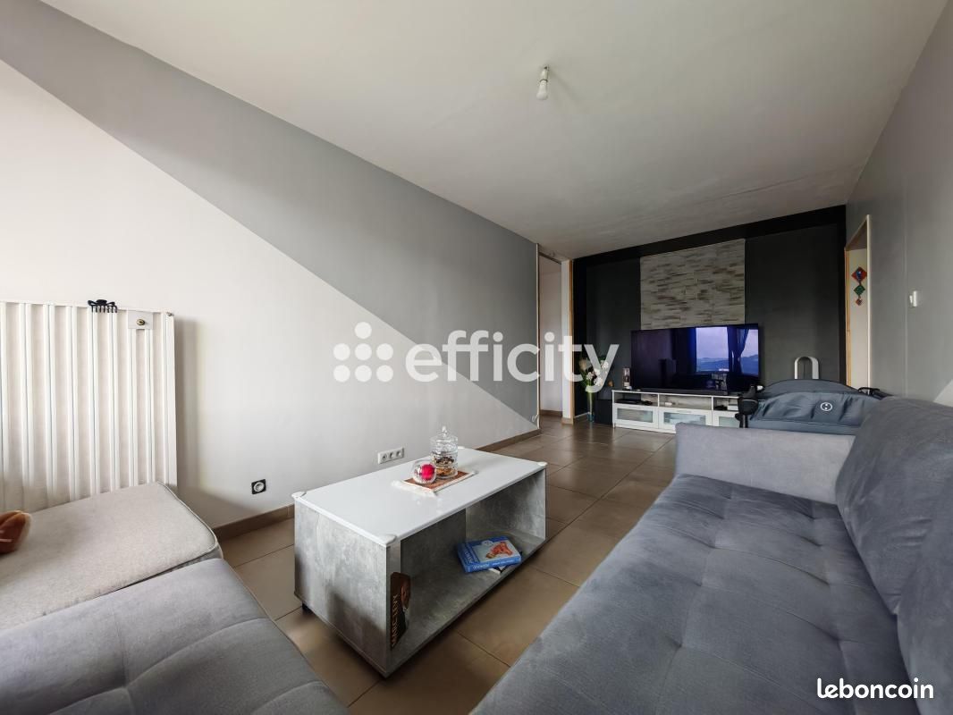 Appartement 2 pièces 65 m² · à Grenoble · 65 m² · 129 000 €