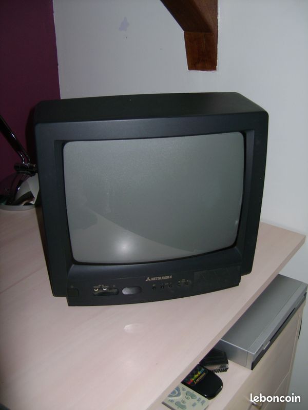 TV Mitsubishi (image 1)