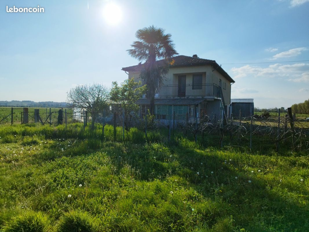 Maison 7 pièces 188 m² · à Riscle · 188 m² · 180 000 €