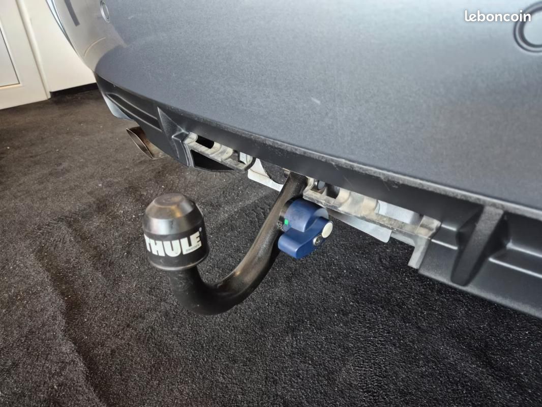 BMW X3 xDrive20d 177 ch BVA / Attelage Sièges chauffants Radar AV-AR 4x4 (image 18)