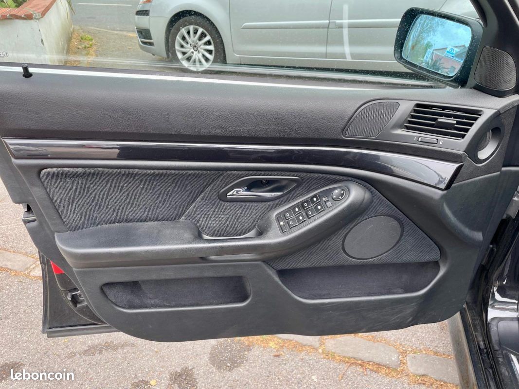 BMW SERIE 5 E39 525i 192 SPORT (image 19)