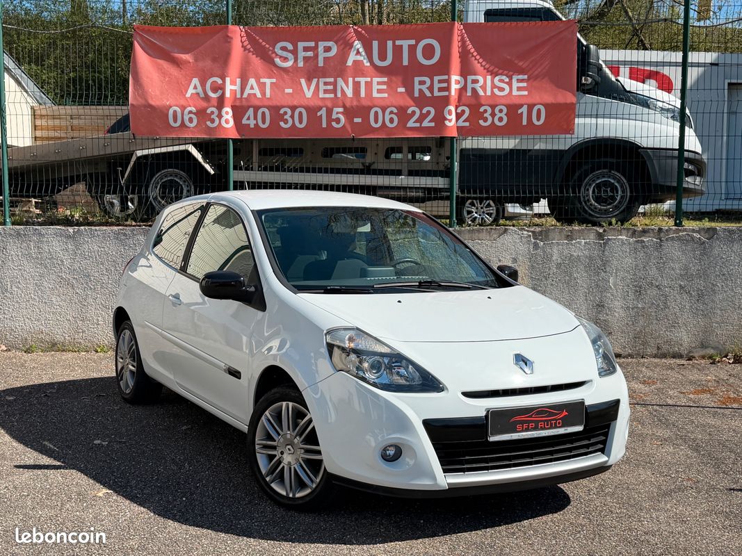 RENAULT CLIO 20TH 1.2 75cv (image 1)