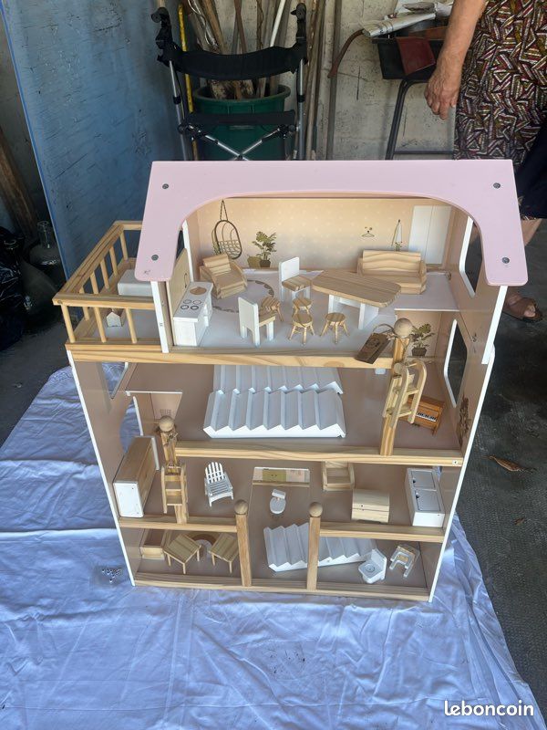 Maisonnette et jouet pour petite filles (image 1)