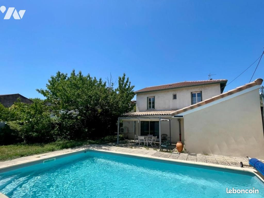 Maison 6 pièces 173 m² · à Tournon-sur-Rhône · 173 m² · 314 000 €