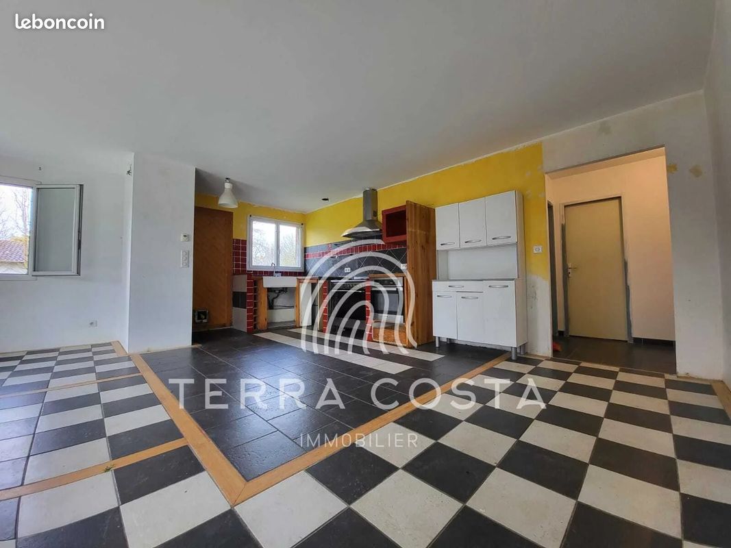 Maison 5 pièces 110 m² - Lahontan 64270 (image principale 1)