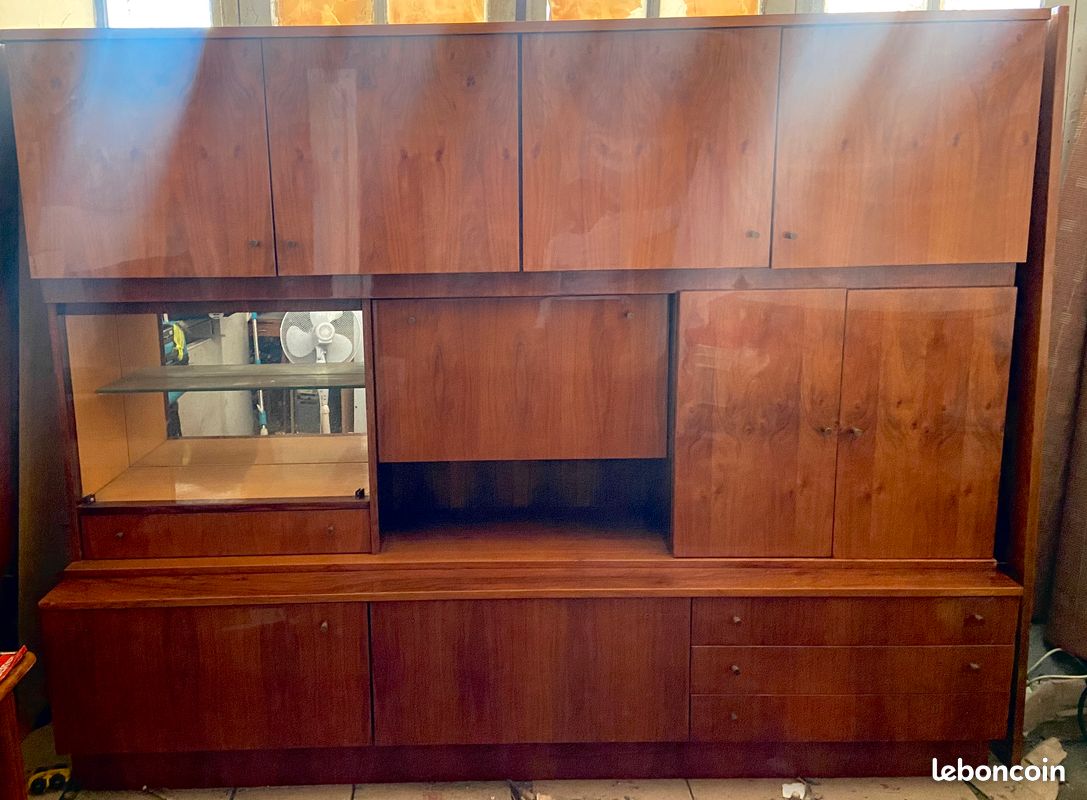 Buffet / Vaisselier vintage en bois vernis (image 3)