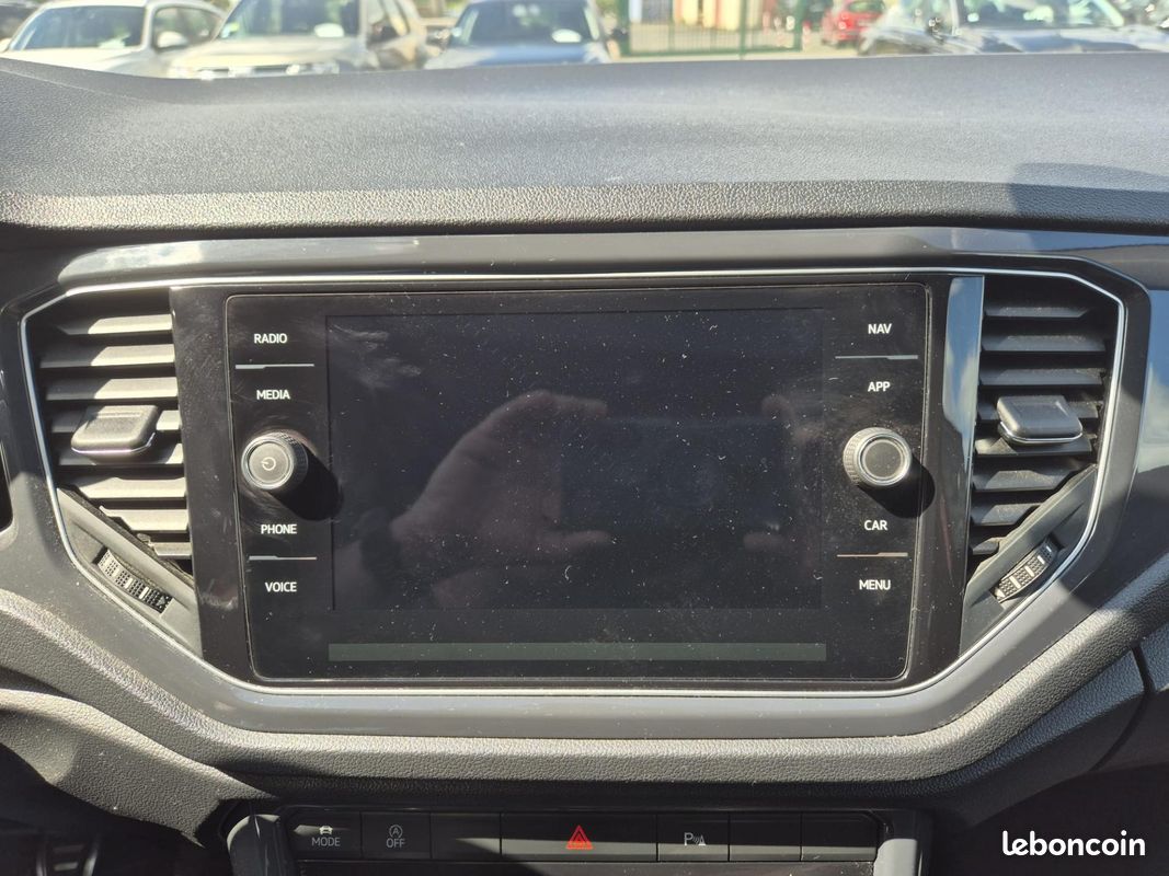 VOLKSWAGEN T-ROC 1.5 TSI Evo - 150 - Start&Stop R-Line PHASE 1 GARANTIE 6 MOIS (image 15)