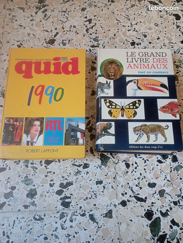Lot de dictionnaires et encyclopédies à donner (image 3)
