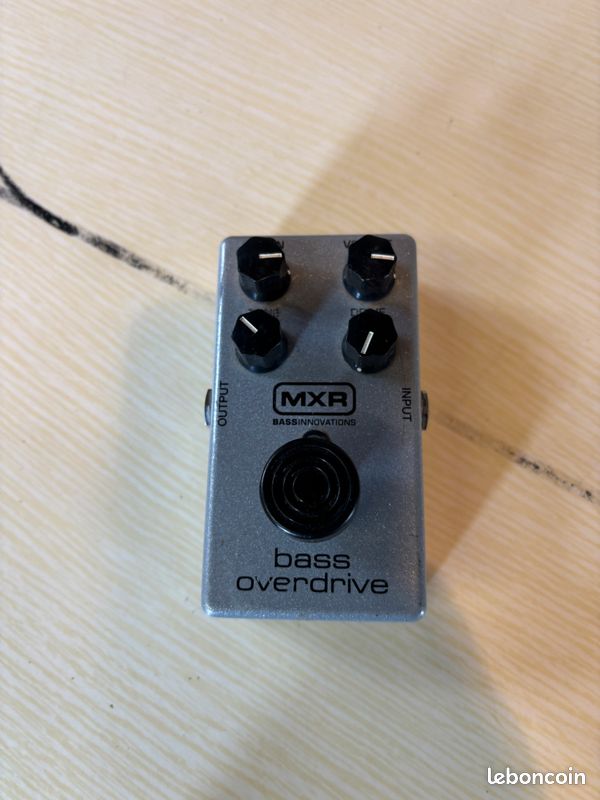 Pedale MXR Bass over drive (image 1)
