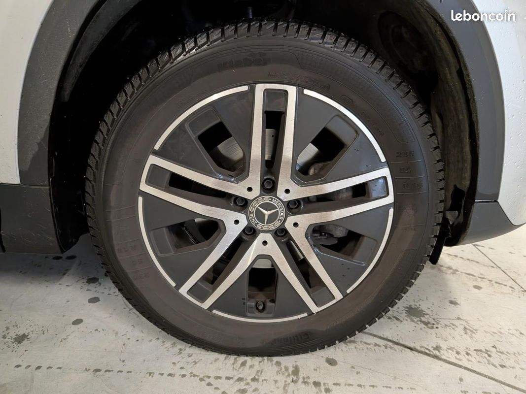 MERCEDES GLA 200 1.3 165 Progressive Line 7G-DCT (image 37)