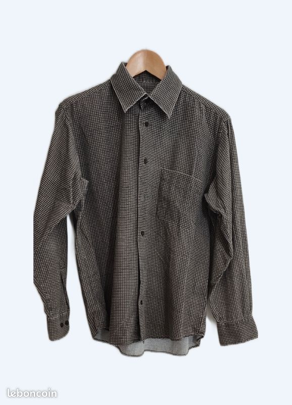 Chemise manches longues excellent état aucun défaut (image 1)