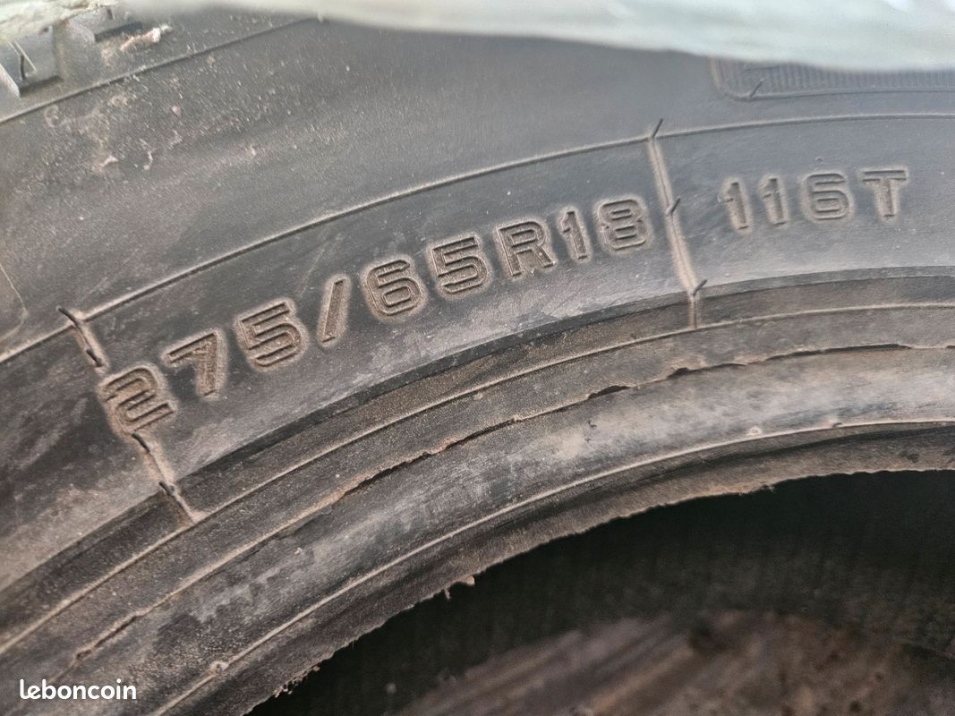 4 Pneus 4x4 neuf 275/65R18 (image 3)