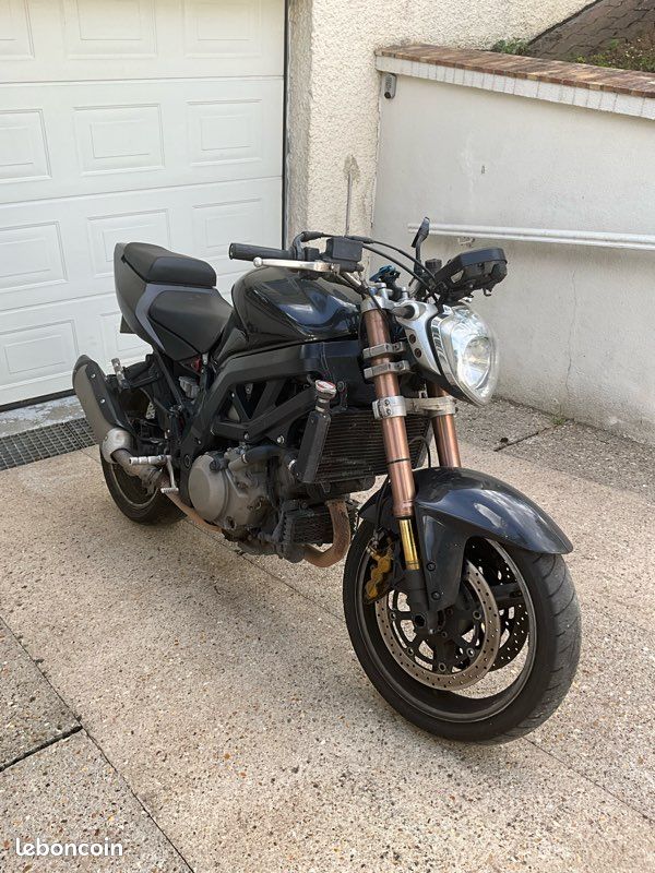 Suzuki sv 1000 Motos